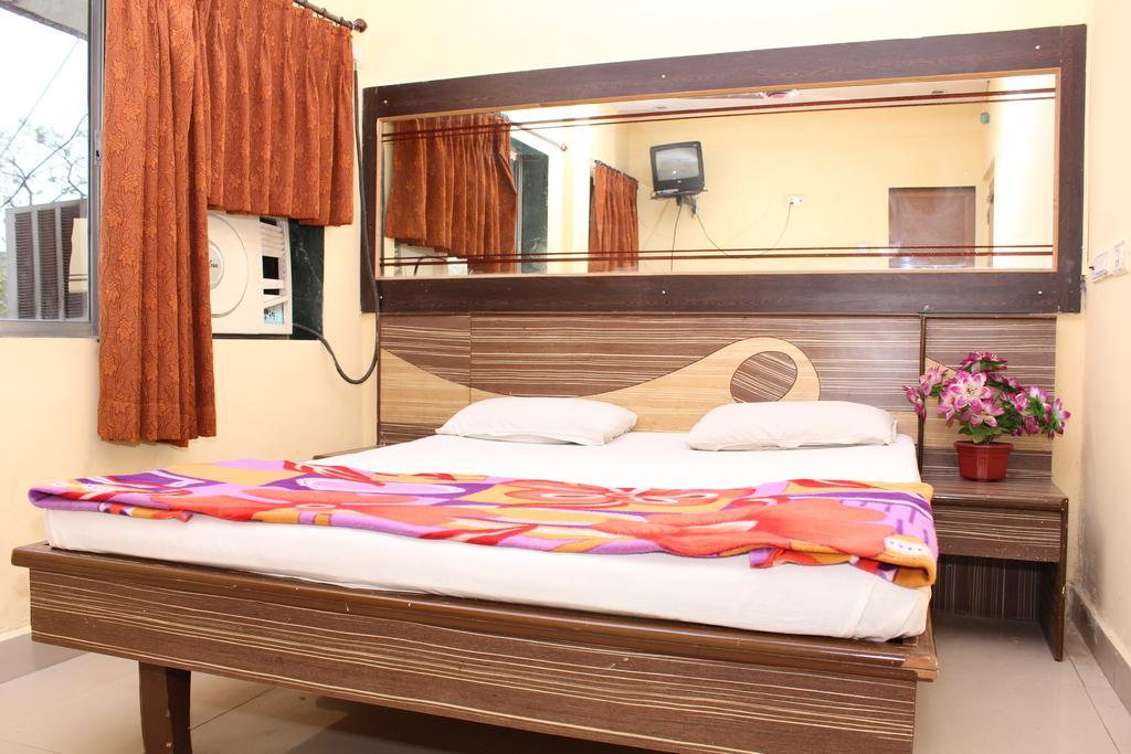 Hotel Shiva Panvel Zewnętrze zdjęcie